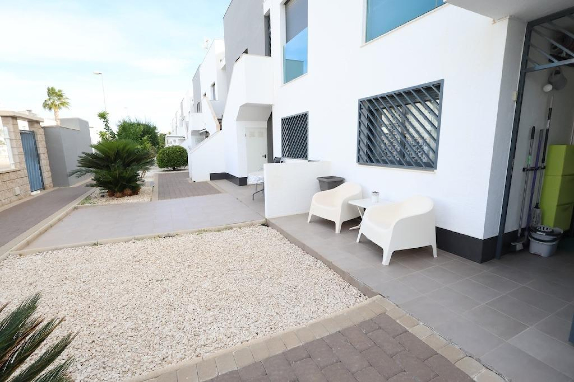 Resale - Bungalow - Groundfloor - Orihuela Costa - La Zenia