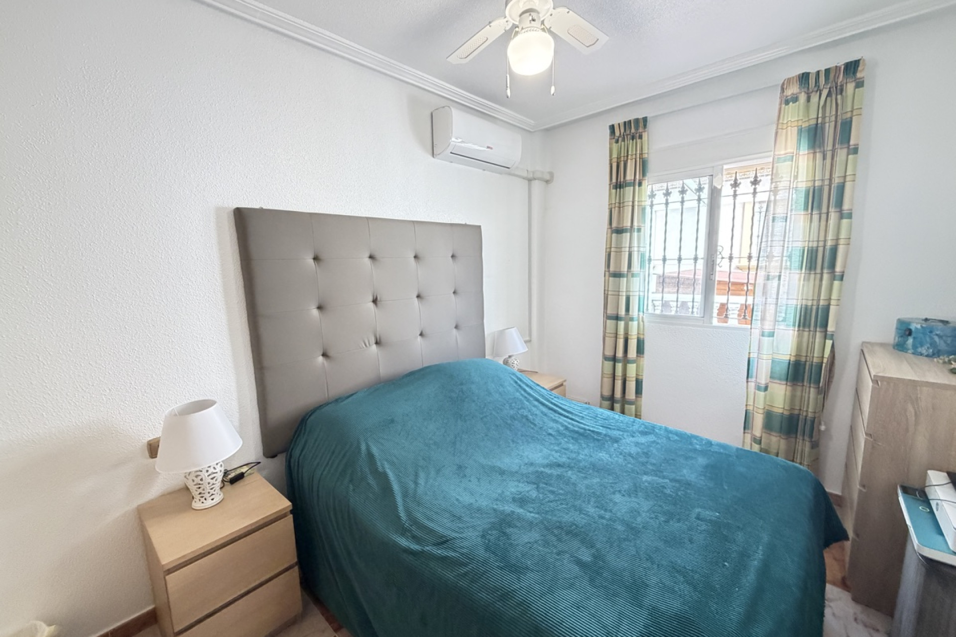 Resale - Bungalow - Groundfloor - Orihuela Costa - La Zenia