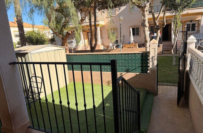 Resale - Bungalow - Groundfloor - Orihuela Costa - Las Filipinas