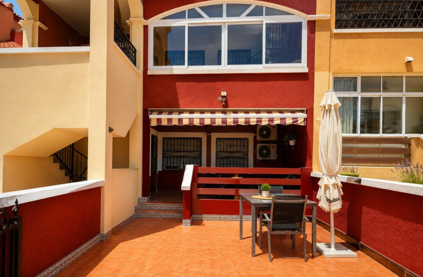 Resale - Bungalow - Groundfloor - Orihuela Costa - Los Altos