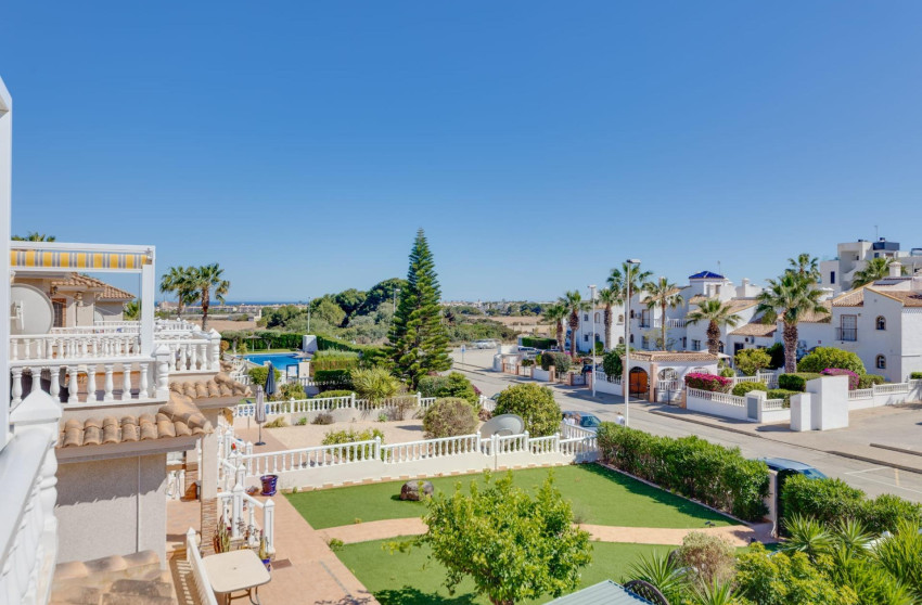 Resale - Bungalow - Groundfloor - Orihuela Costa - Montezenia