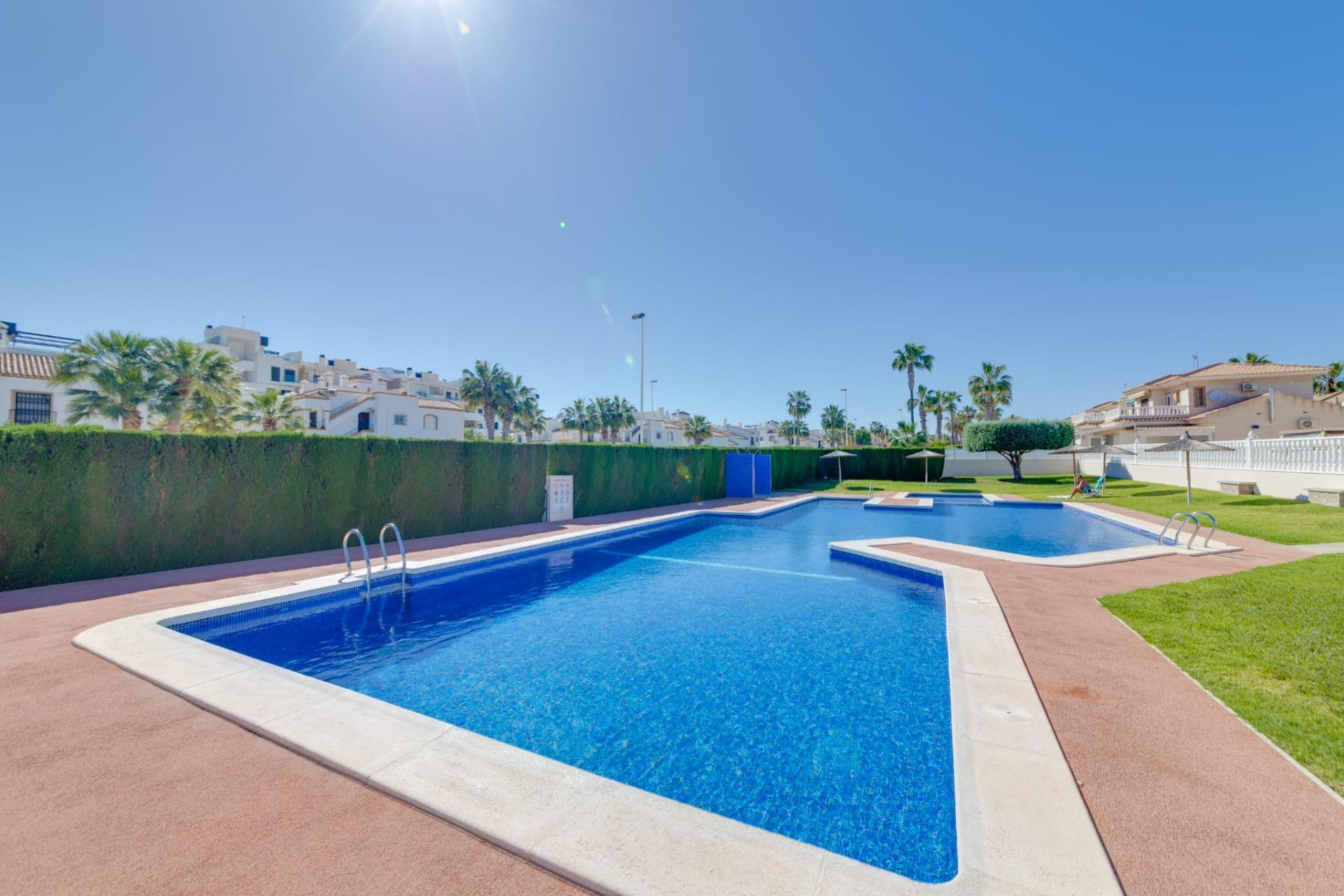 Resale - Bungalow - Groundfloor - Orihuela Costa - Montezenia