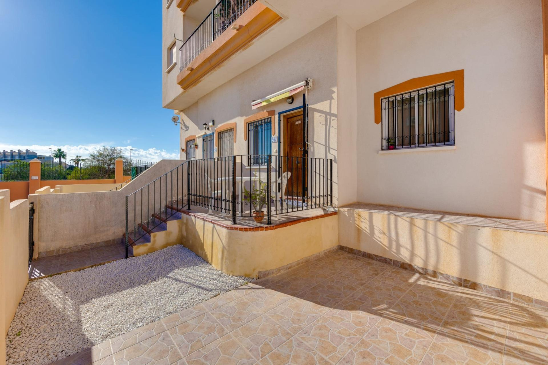 Resale - Bungalow - Groundfloor - Orihuela Costa - Playa Flamenca