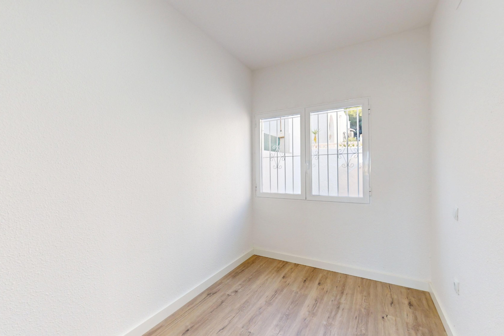 Resale - Bungalow - Groundfloor - Orihuela Costa - Villamartin