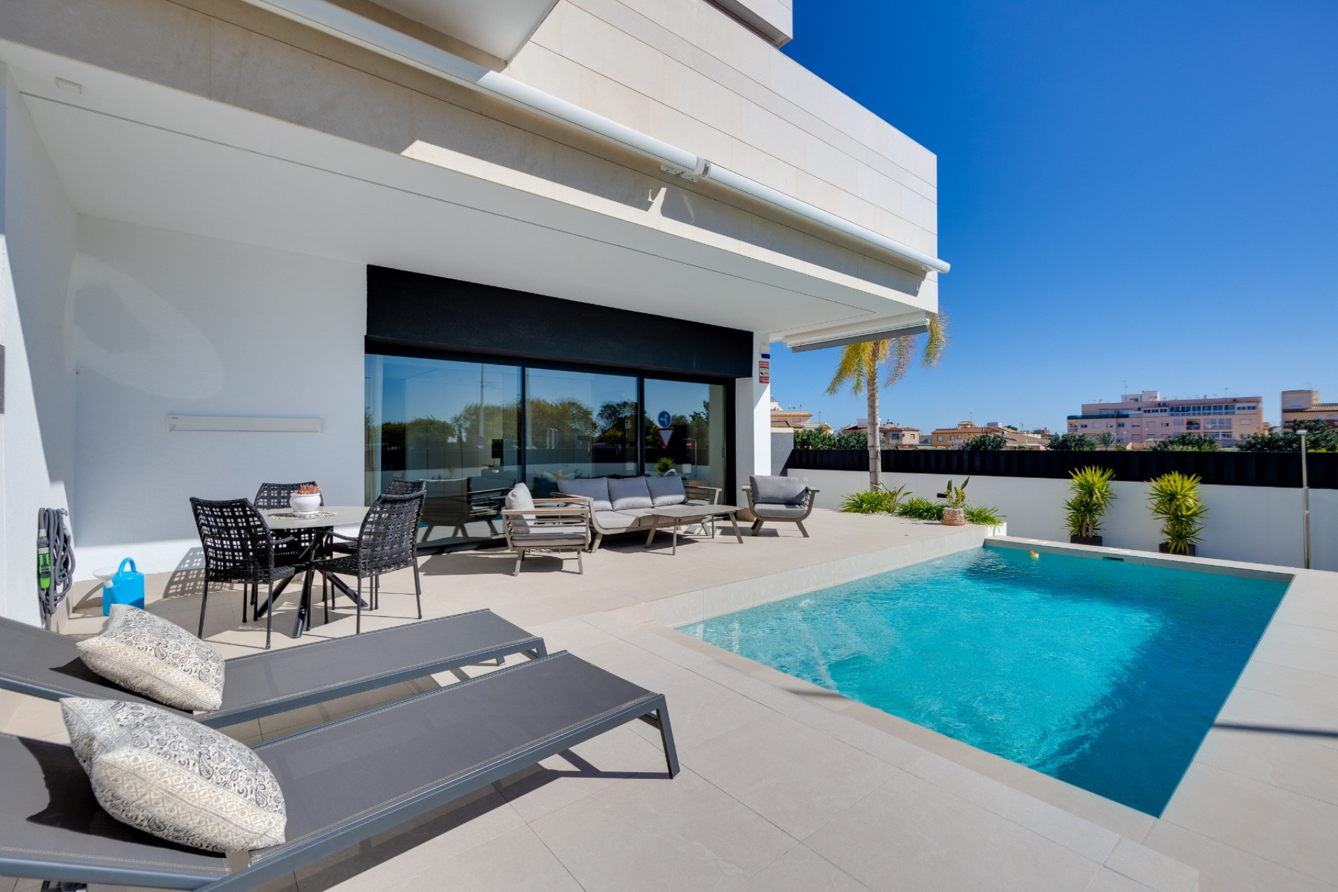 Resale - Bungalow - Groundfloor - Pilar de la Horadada - Costa Blanca Sur