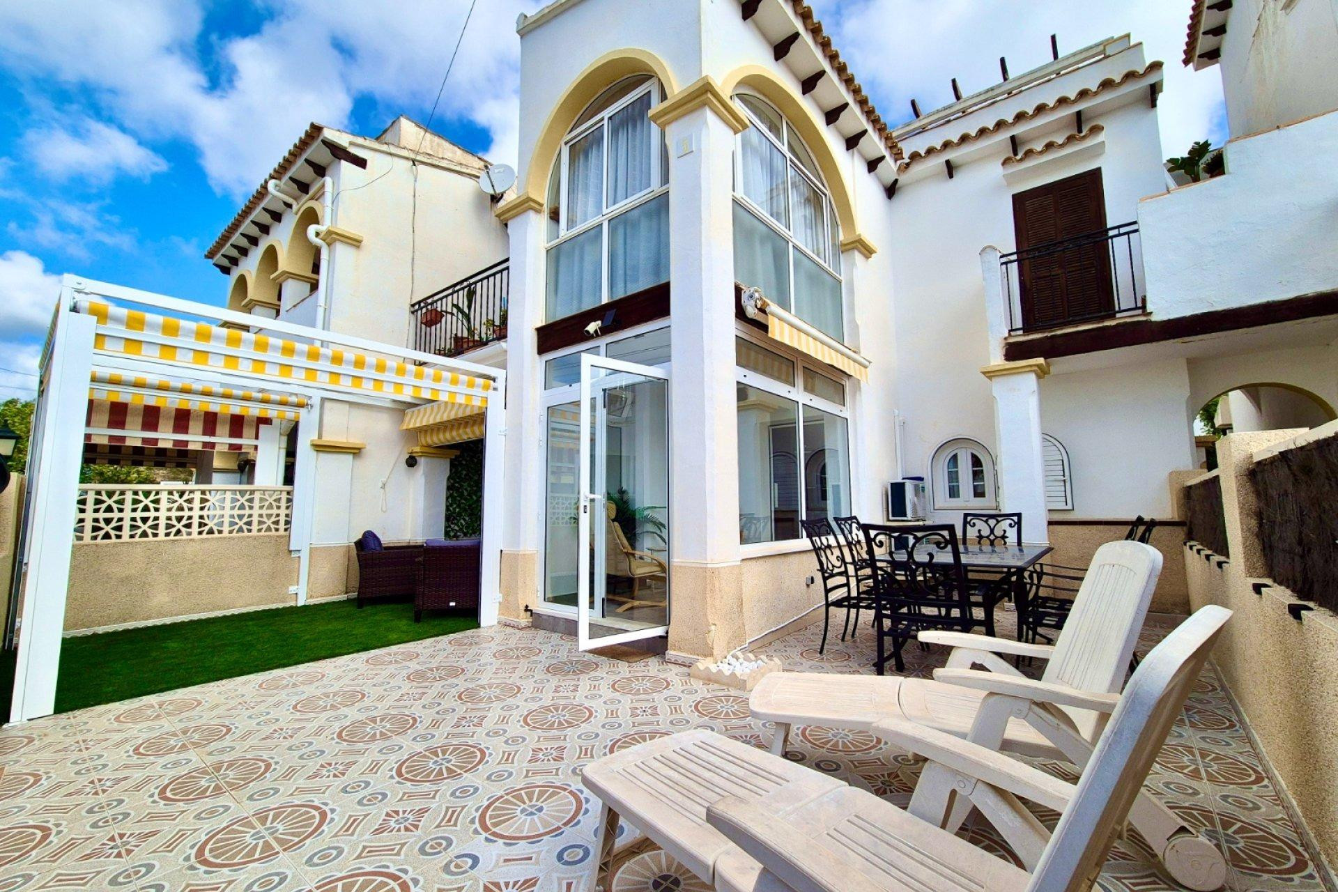Resale - Bungalow - Groundfloor - San Miguel de Salinas - BLUE LAGOON