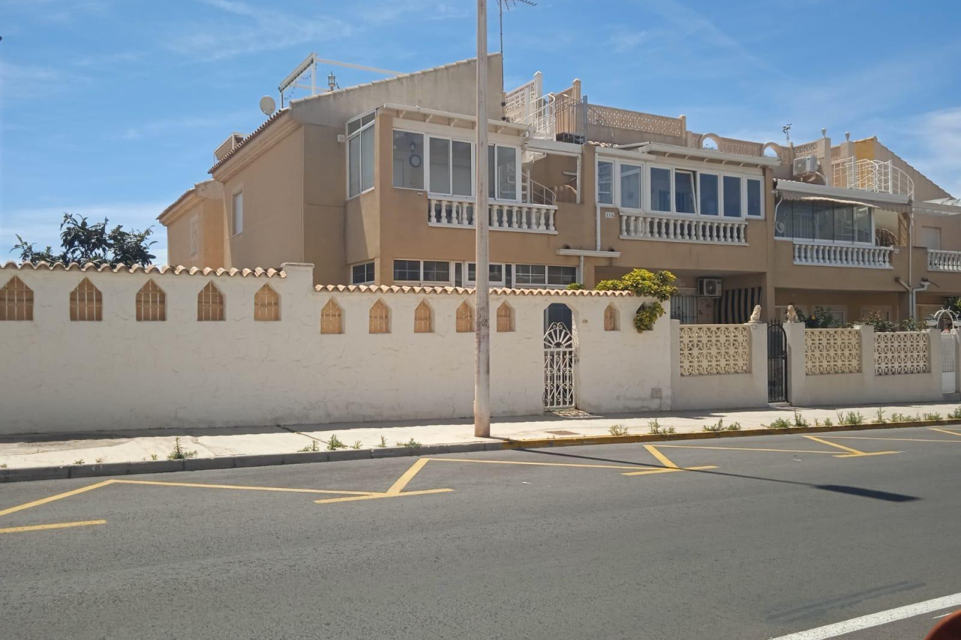 Resale - Bungalow - Groundfloor - Torrevieja - Calas blanca