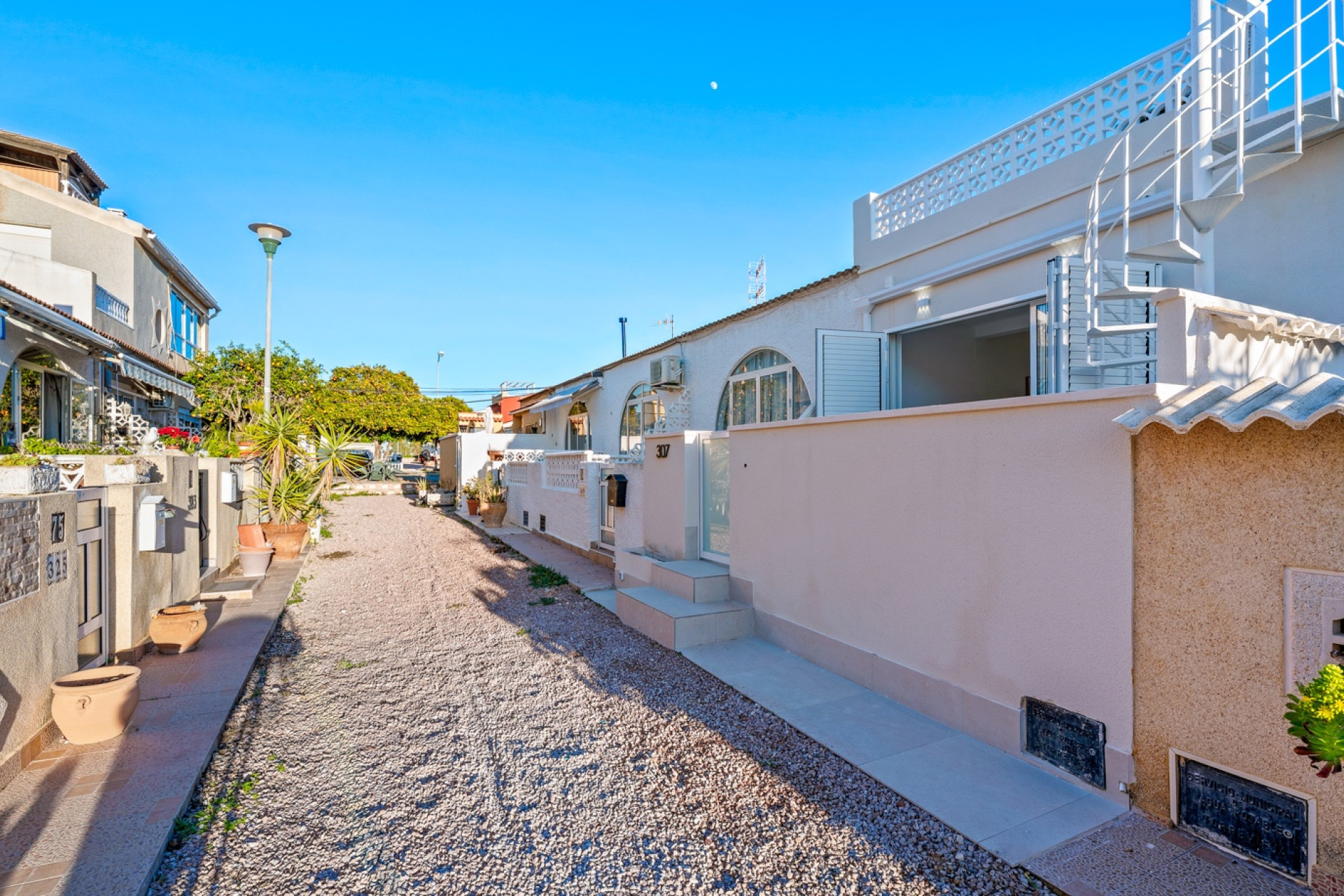 Resale - Bungalow - Groundfloor - Torrevieja - El Chaparral