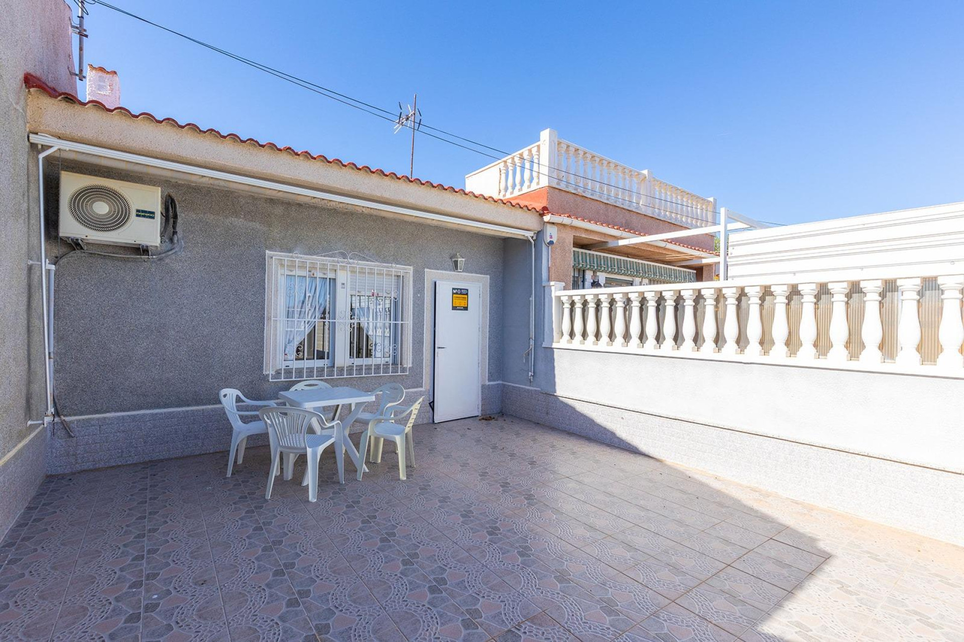 Resale - Bungalow - Groundfloor - Torrevieja - La Siesta - El Salado - Torreta