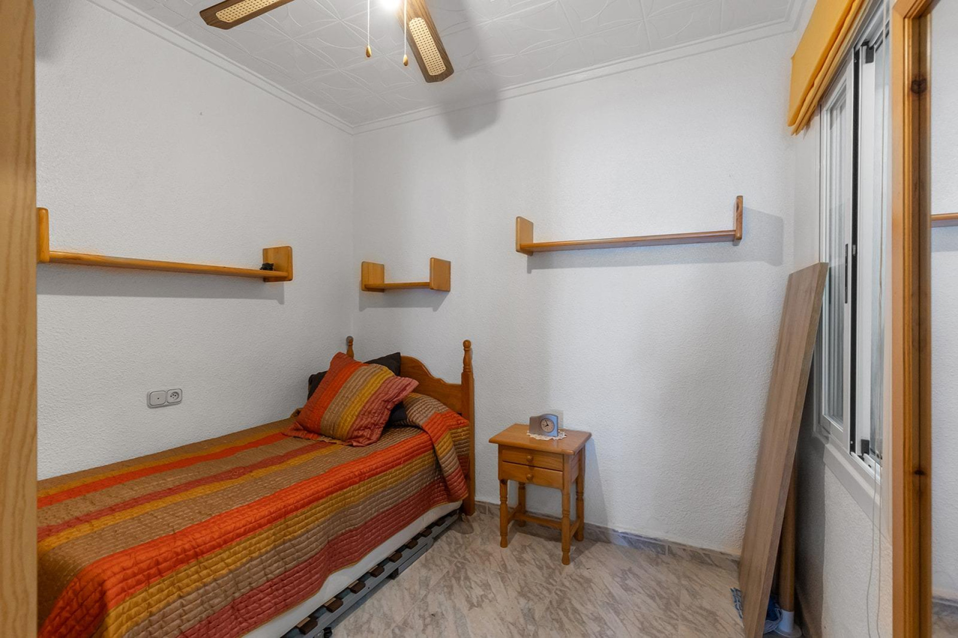 Resale - Bungalow - Groundfloor - Torrevieja - La Siesta - El Salado - Torreta