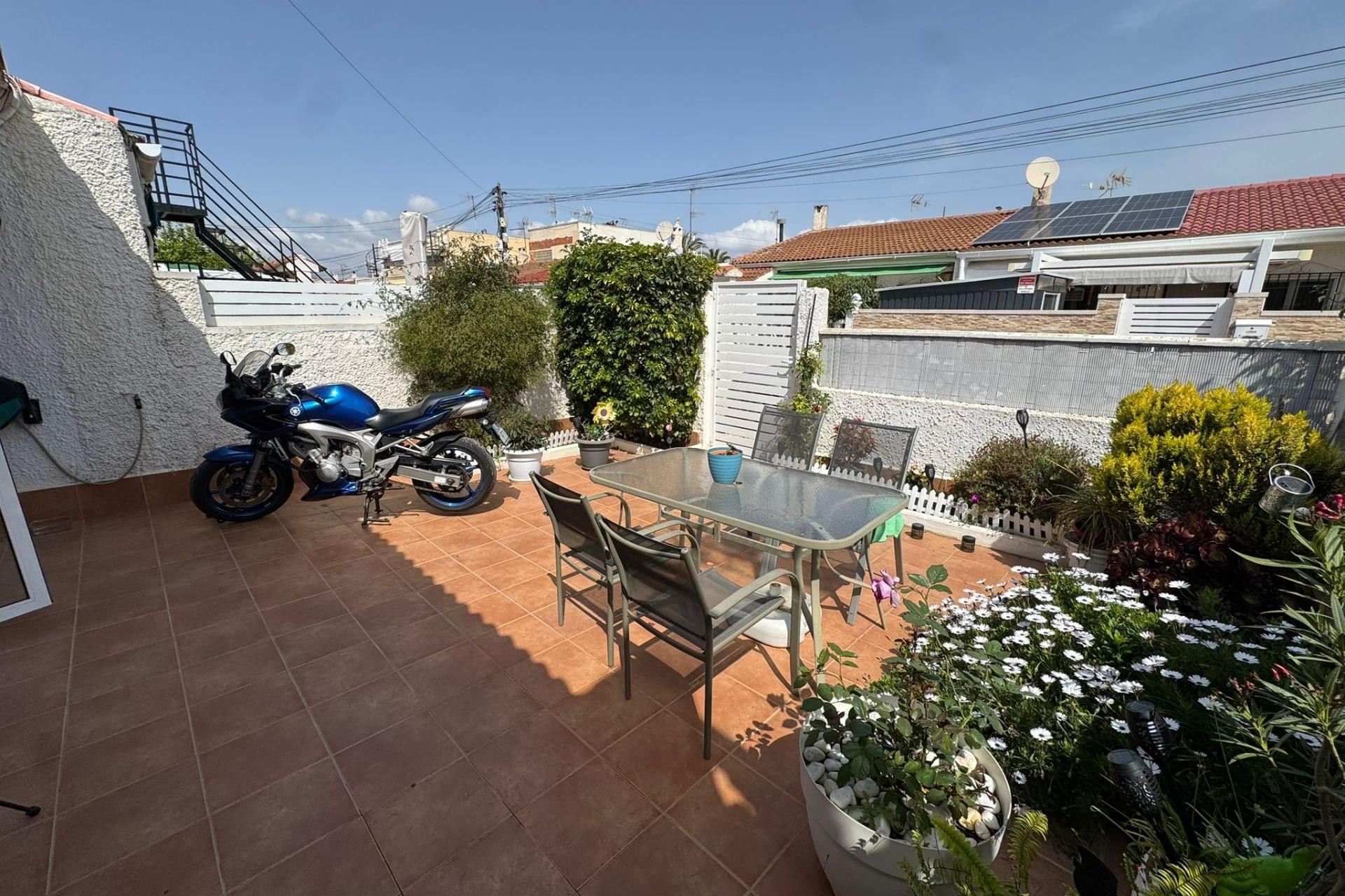 Resale - Bungalow - Groundfloor - Torrevieja - La Siesta - El Salado - Torreta