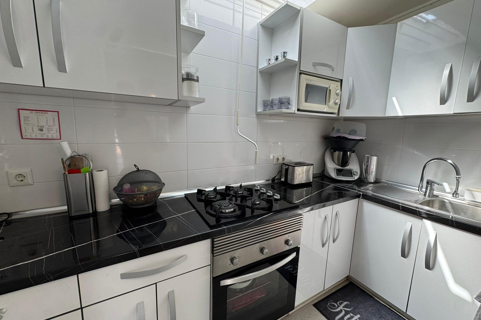 Resale - Bungalow - Groundfloor - Torrevieja - La Siesta - El Salado - Torreta