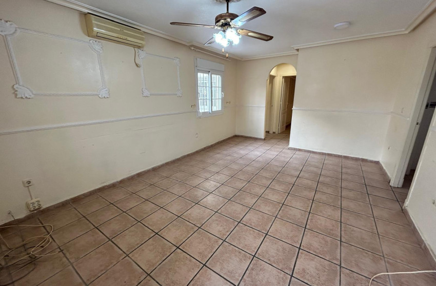 Resale - Bungalow - Groundfloor - Torrevieja - La siesta