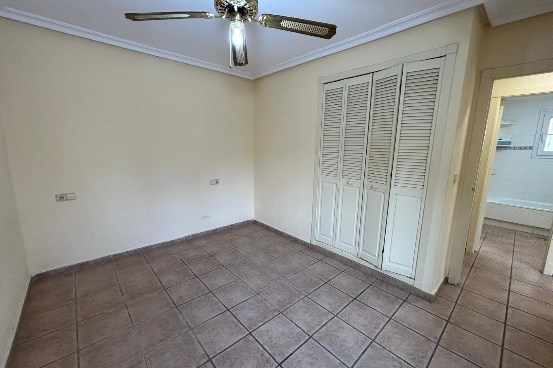 Resale - Bungalow - Groundfloor - Torrevieja - La siesta