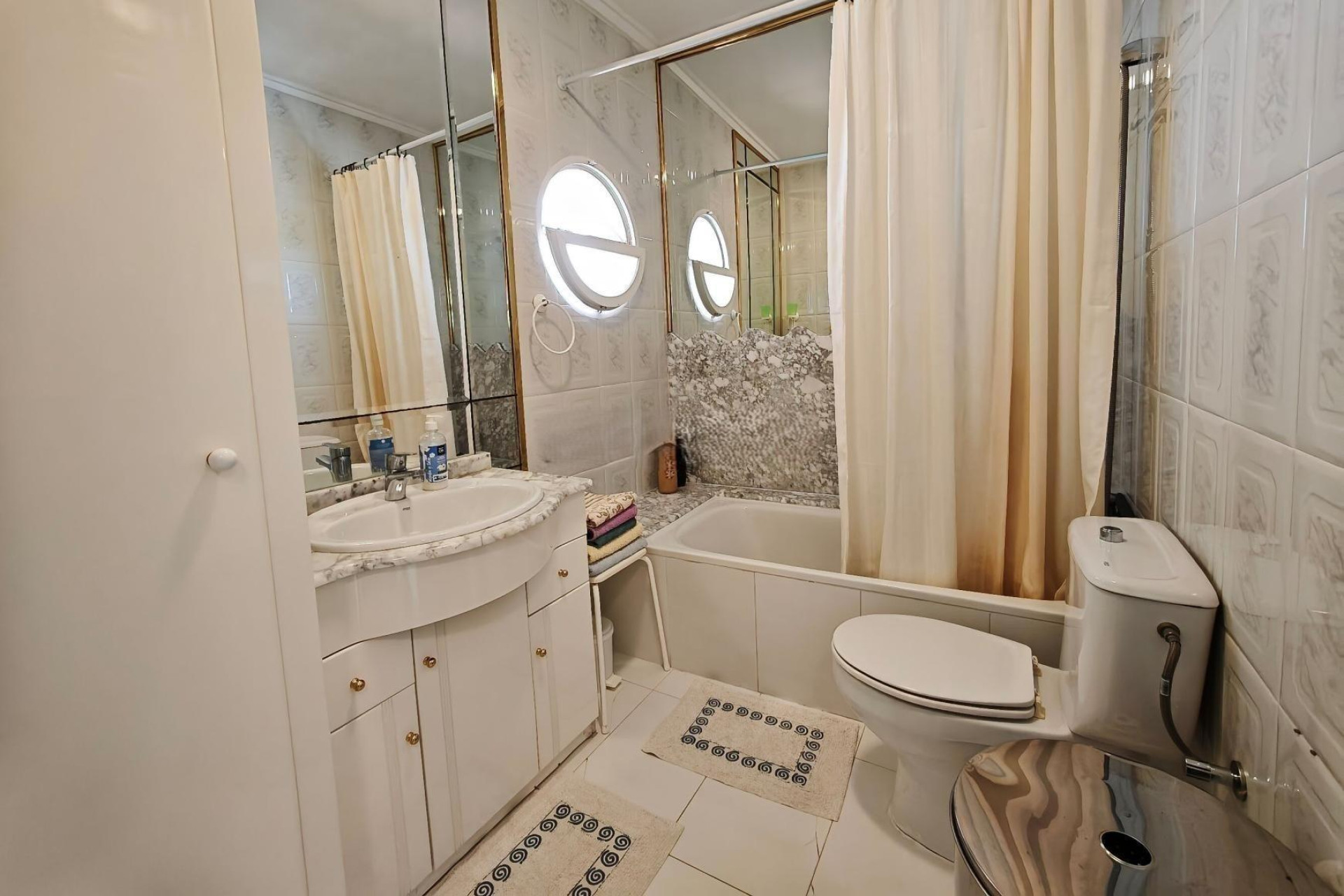 Resale - Bungalow - Groundfloor - Torrevieja - La siesta
