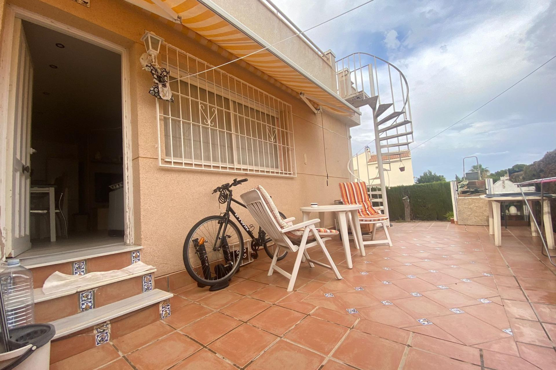 Resale - Bungalow - Groundfloor - Torrevieja - Los altos