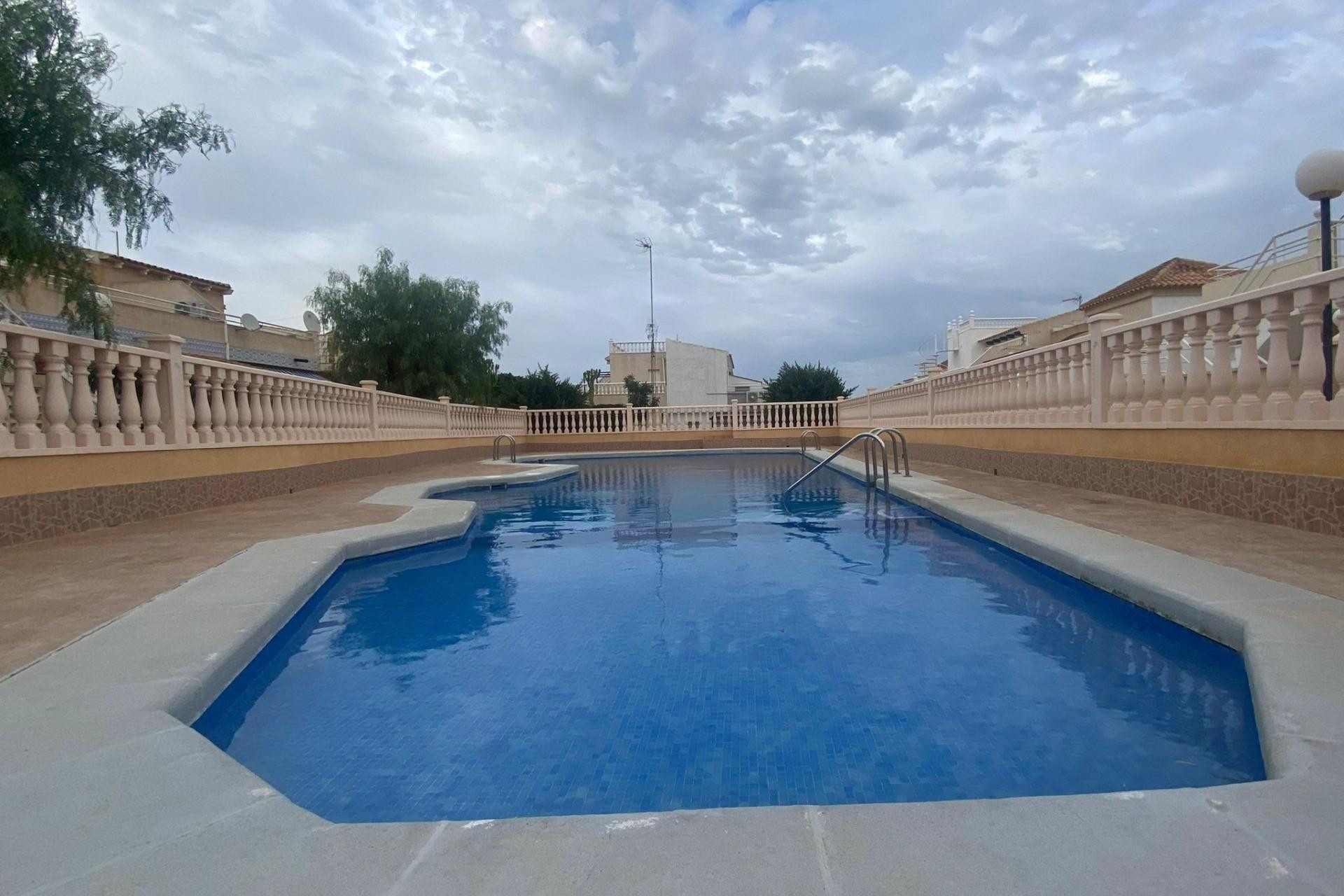 Resale - Bungalow - Groundfloor - Torrevieja - Los altos