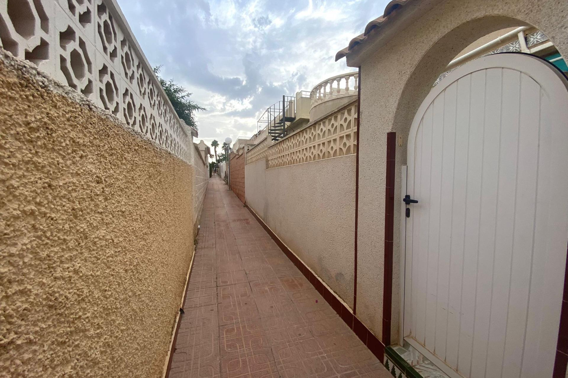 Resale - Bungalow - Groundfloor - Torrevieja - Los altos