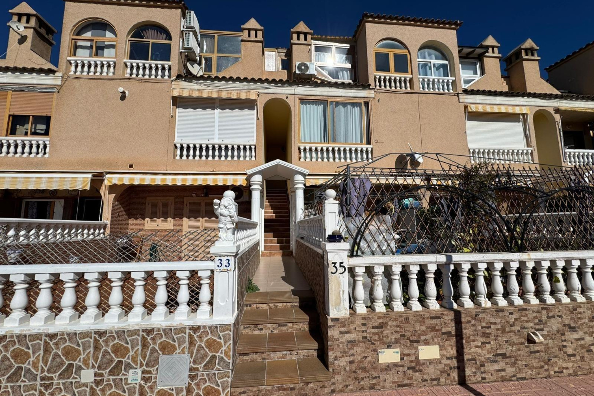 Resale - Bungalow - Groundfloor - Torrevieja - Los Balcones - Los Altos del Edén