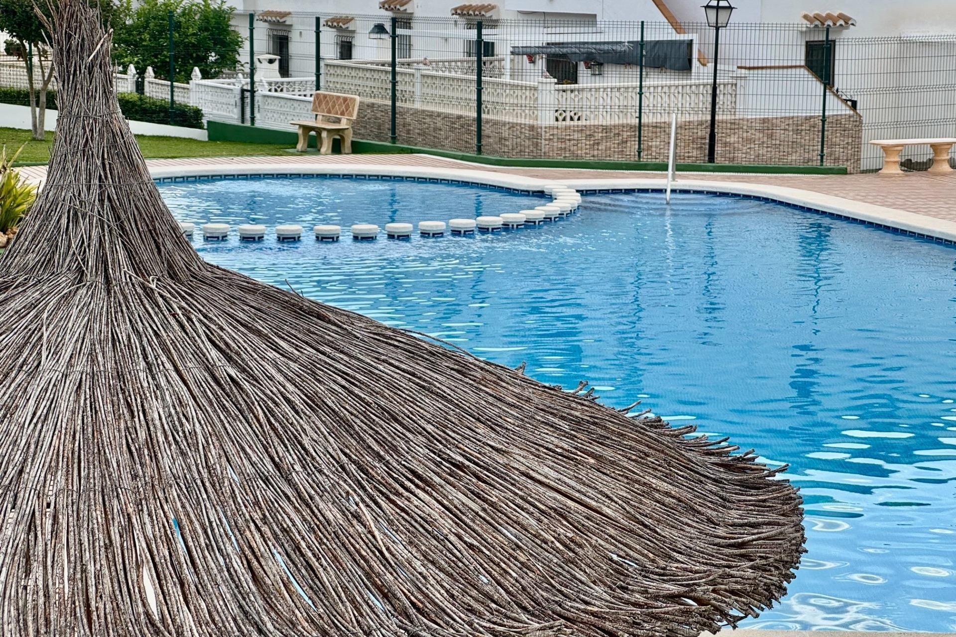 Resale - Bungalow - Groundfloor - Torrevieja - Los balcones