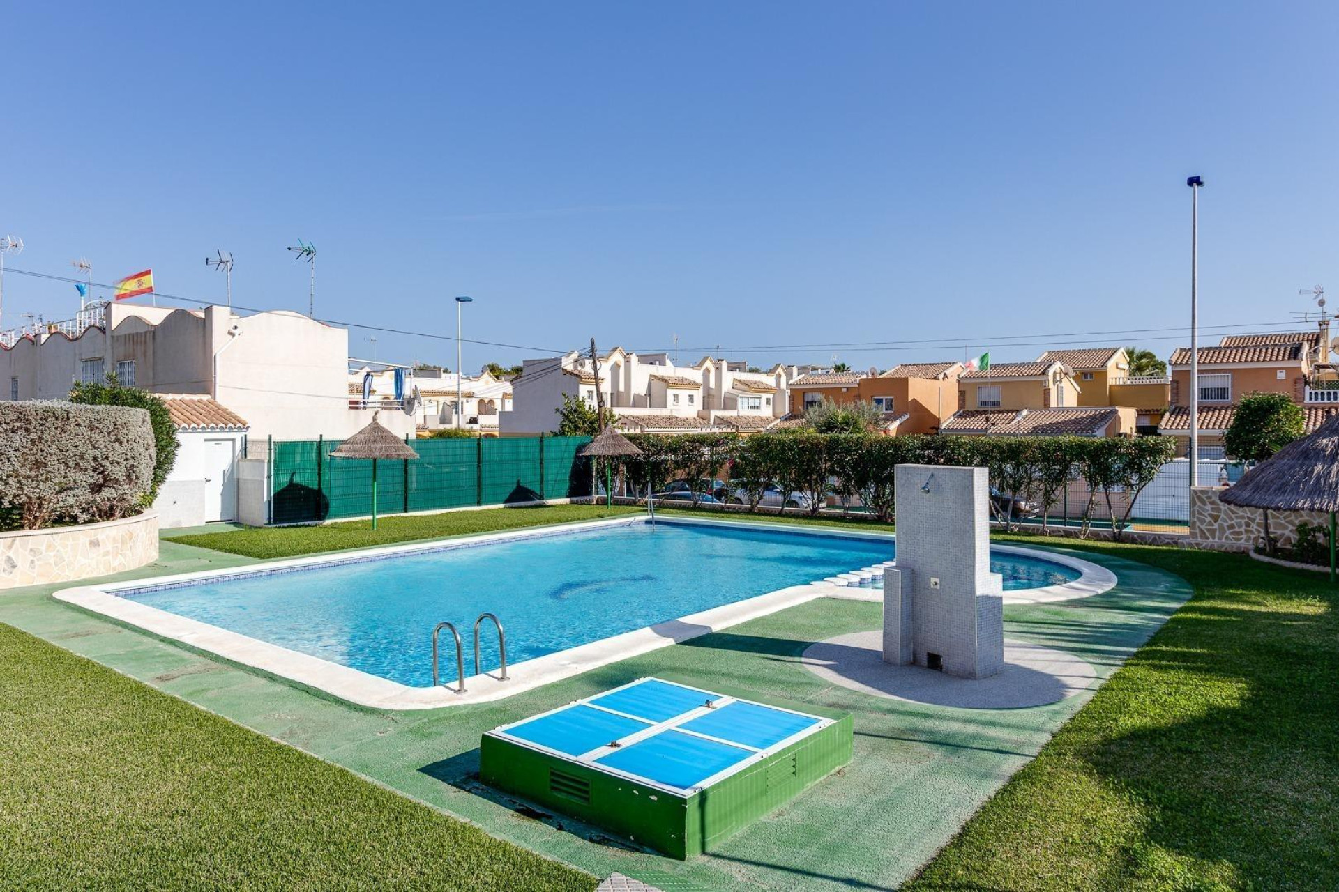 Resale - Bungalow - Groundfloor - Torrevieja - Los balcones