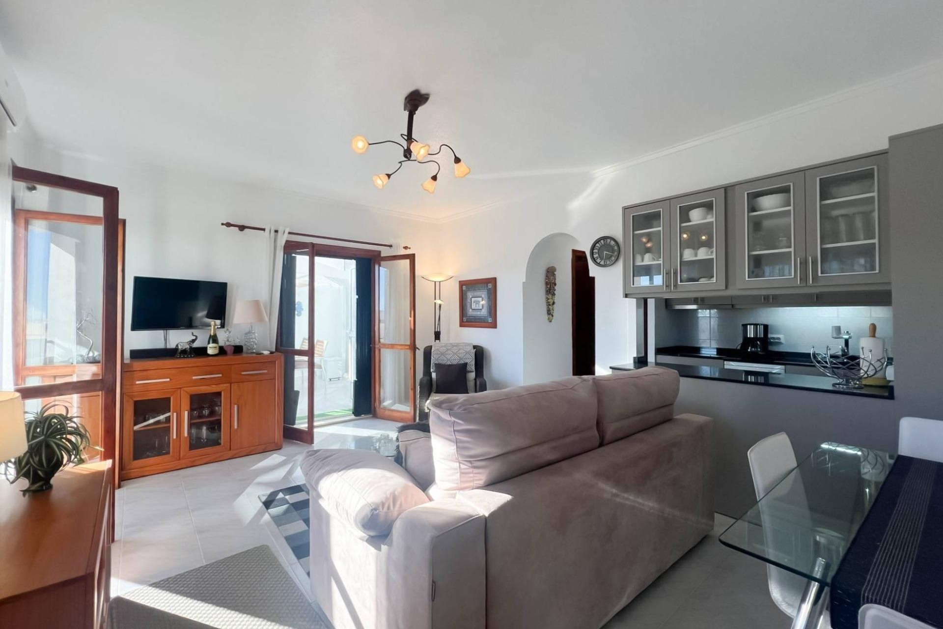 Resale - Bungalow - Groundfloor - Torrevieja - Miramar - Torre del Moro