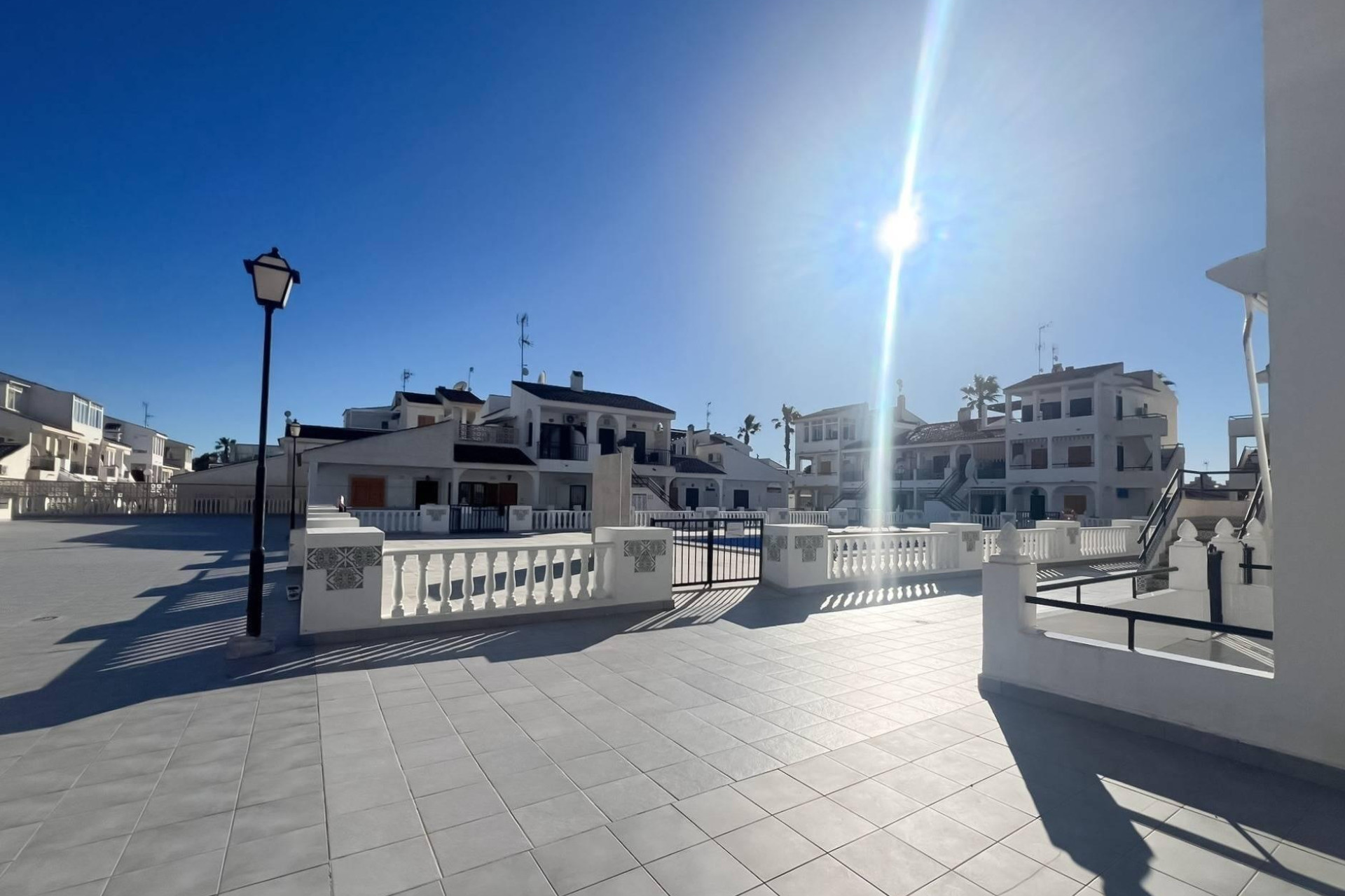 Resale - Bungalow - Groundfloor - Torrevieja - Miramar - Torre del Moro