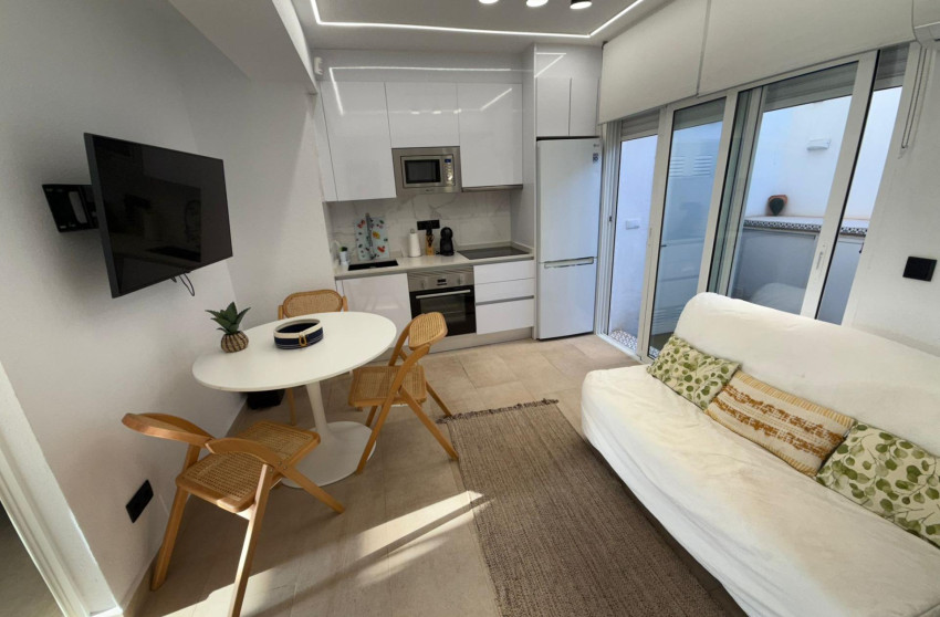 Resale - Bungalow - Groundfloor - Torrevieja - Miramar - Torre del Moro