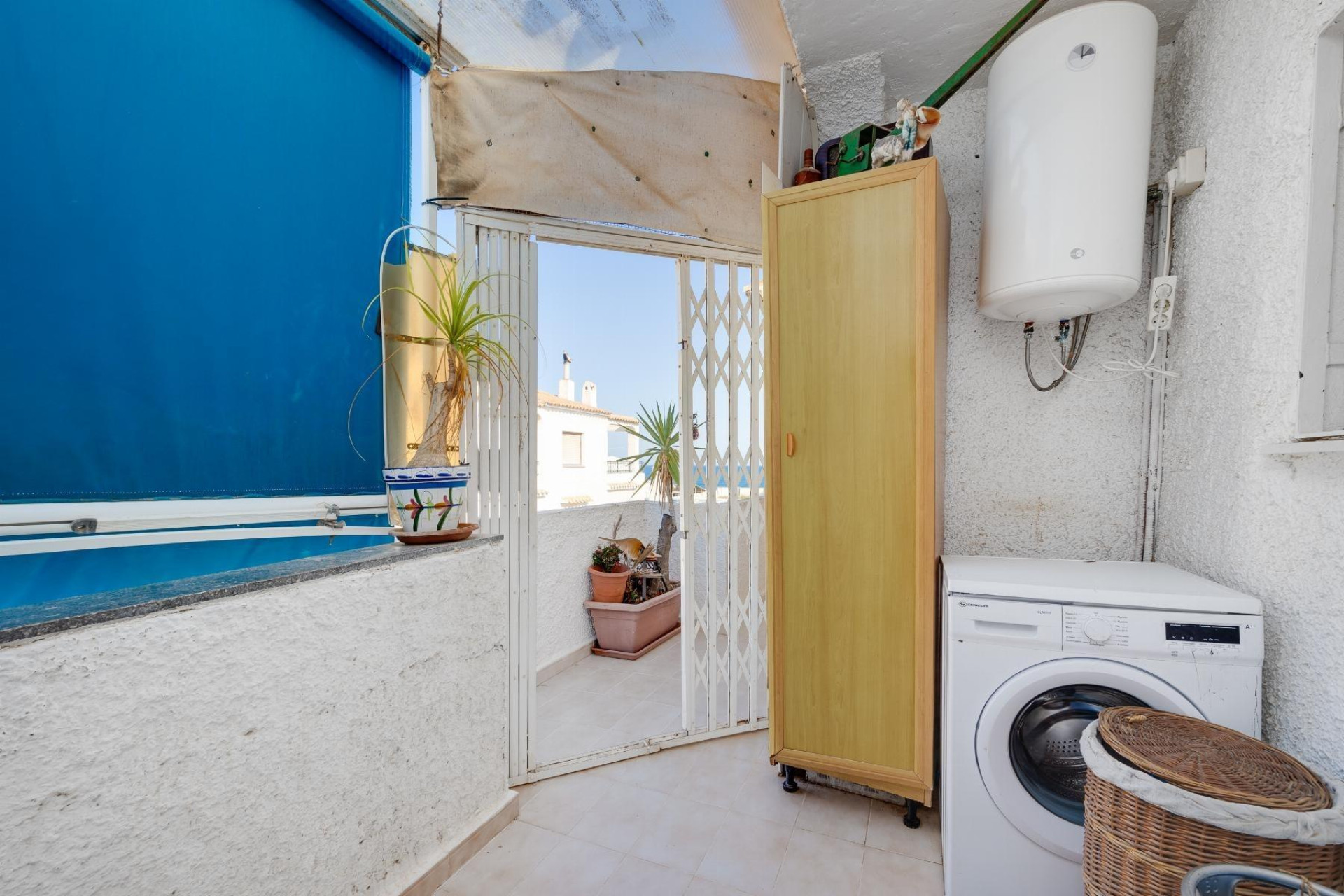 Resale - Bungalow - Groundfloor - Torrevieja - Playa de los Naufragos