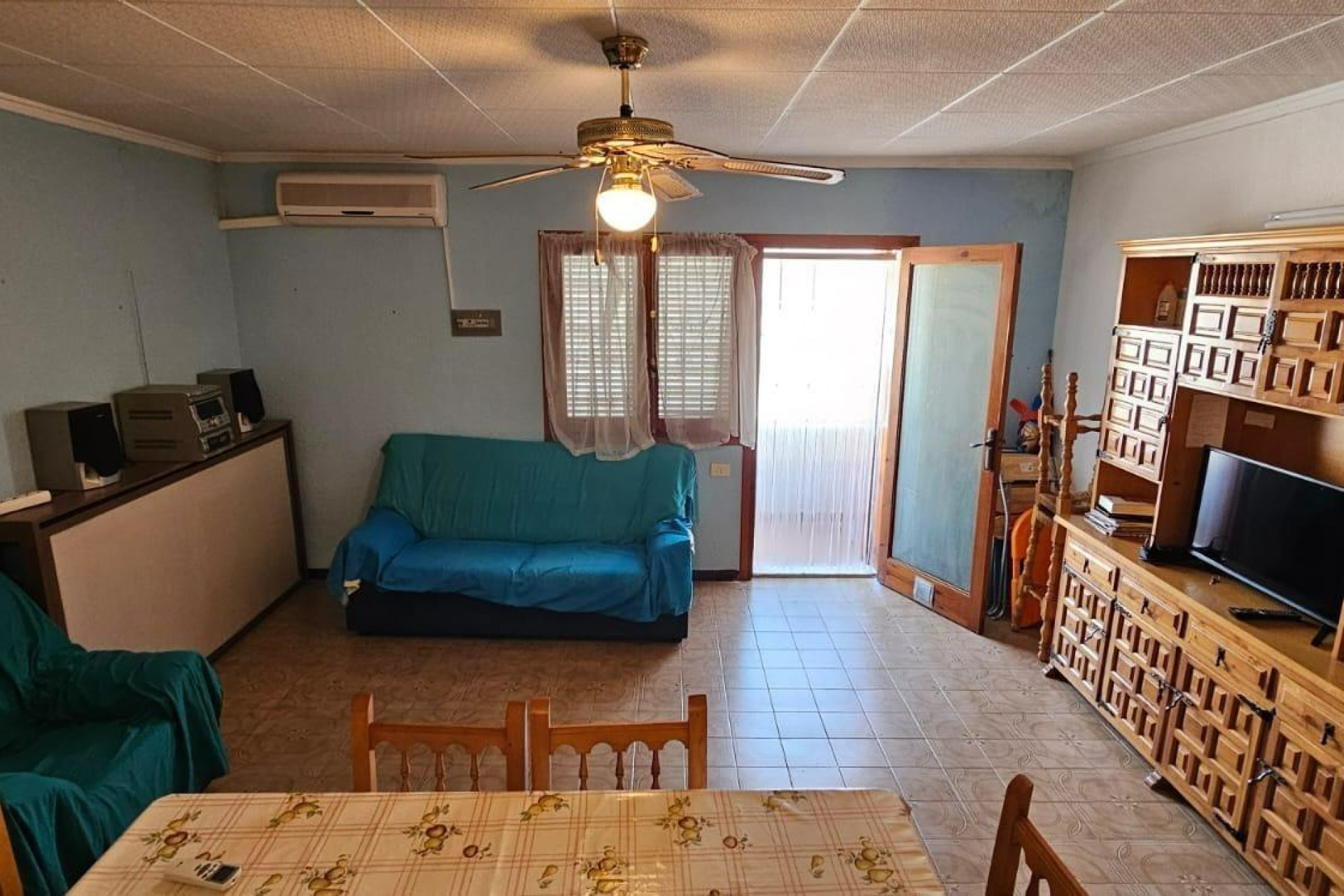 Resale - Bungalow - Groundfloor - Torrevieja - Playa de los Naufragos