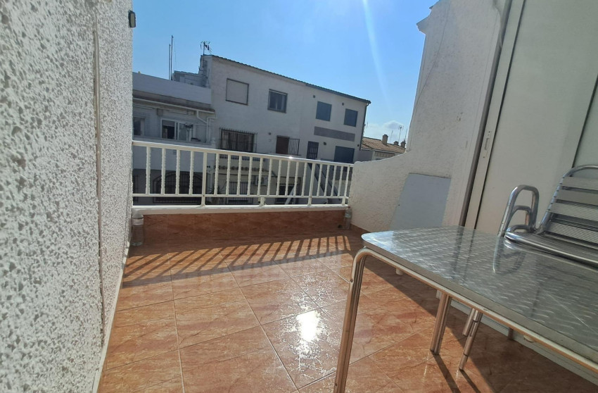 Resale - Bungalow - Groundfloor - Torrevieja - Playa de los Naufragos