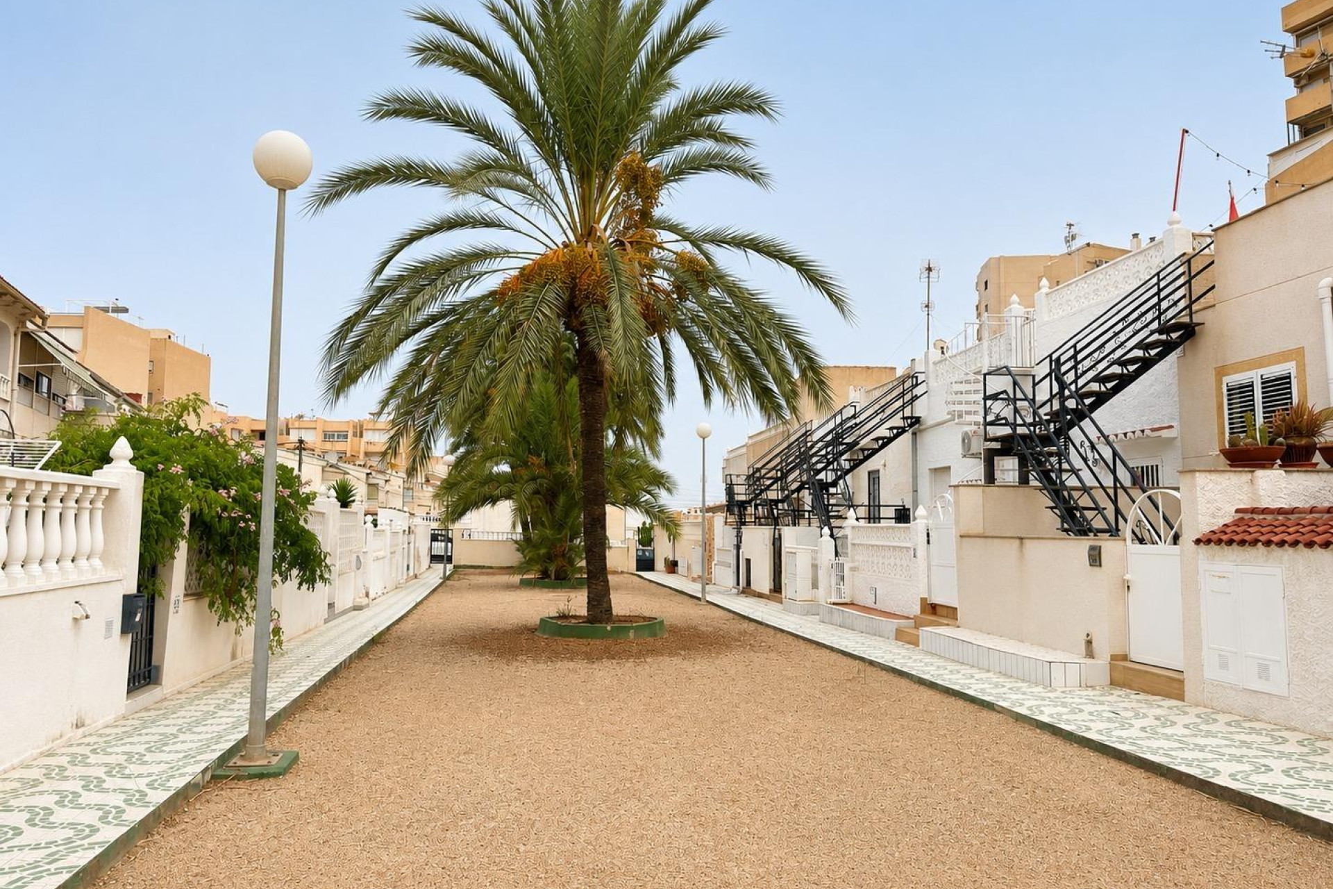 Resale - Bungalow - Groundfloor - Torrevieja - Torre del moro