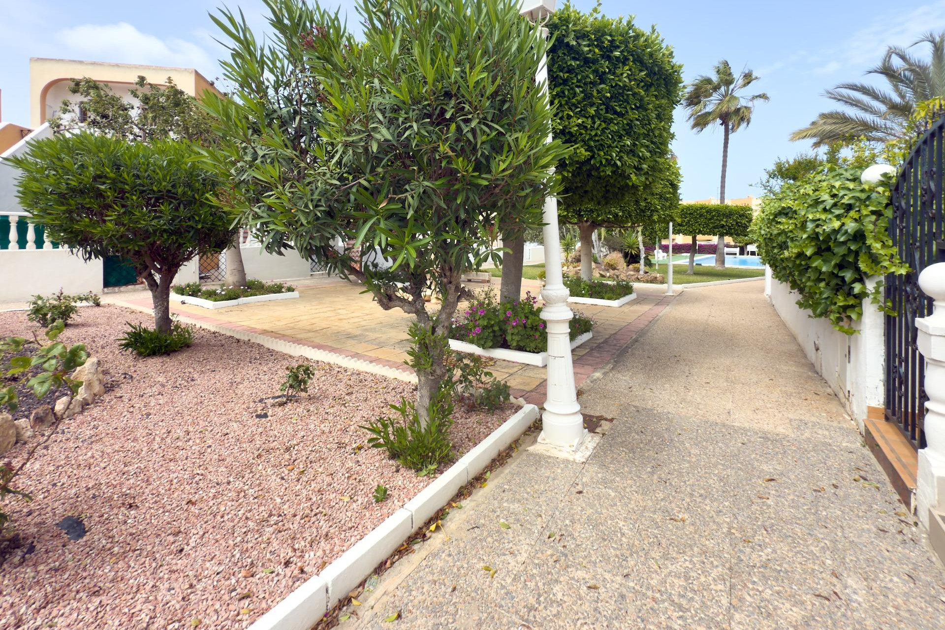 Resale - Bungalow - Groundfloor - Torrevieja - Torreblanca
