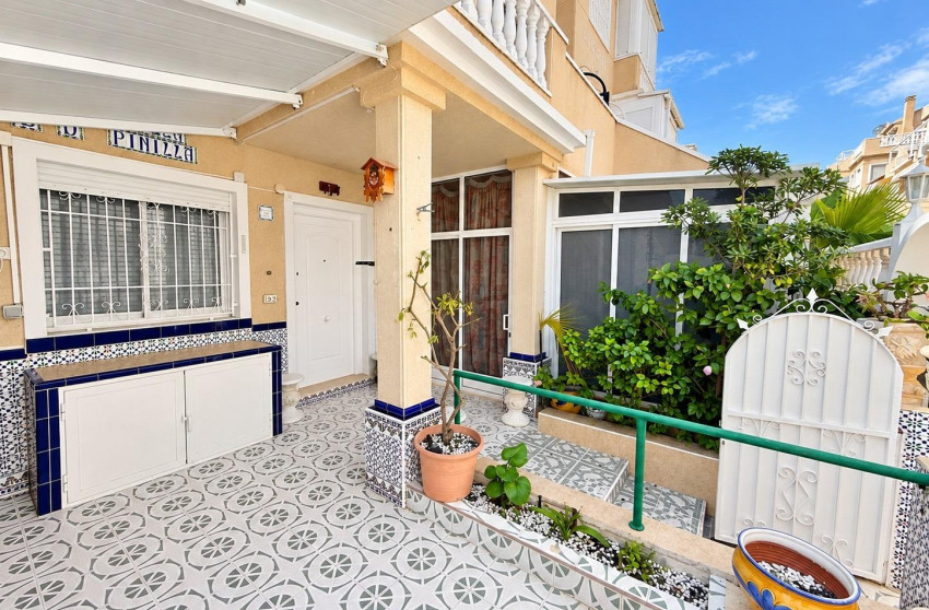 Resale - Bungalow - Groundfloor - Torrevieja - Torreblanca