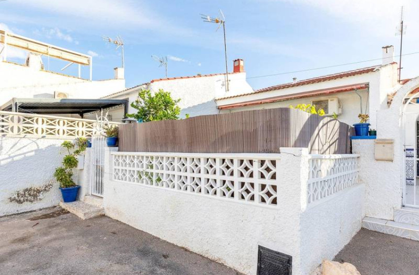 Resale - Bungalow - Groundfloor - Torrevieja - Torretas