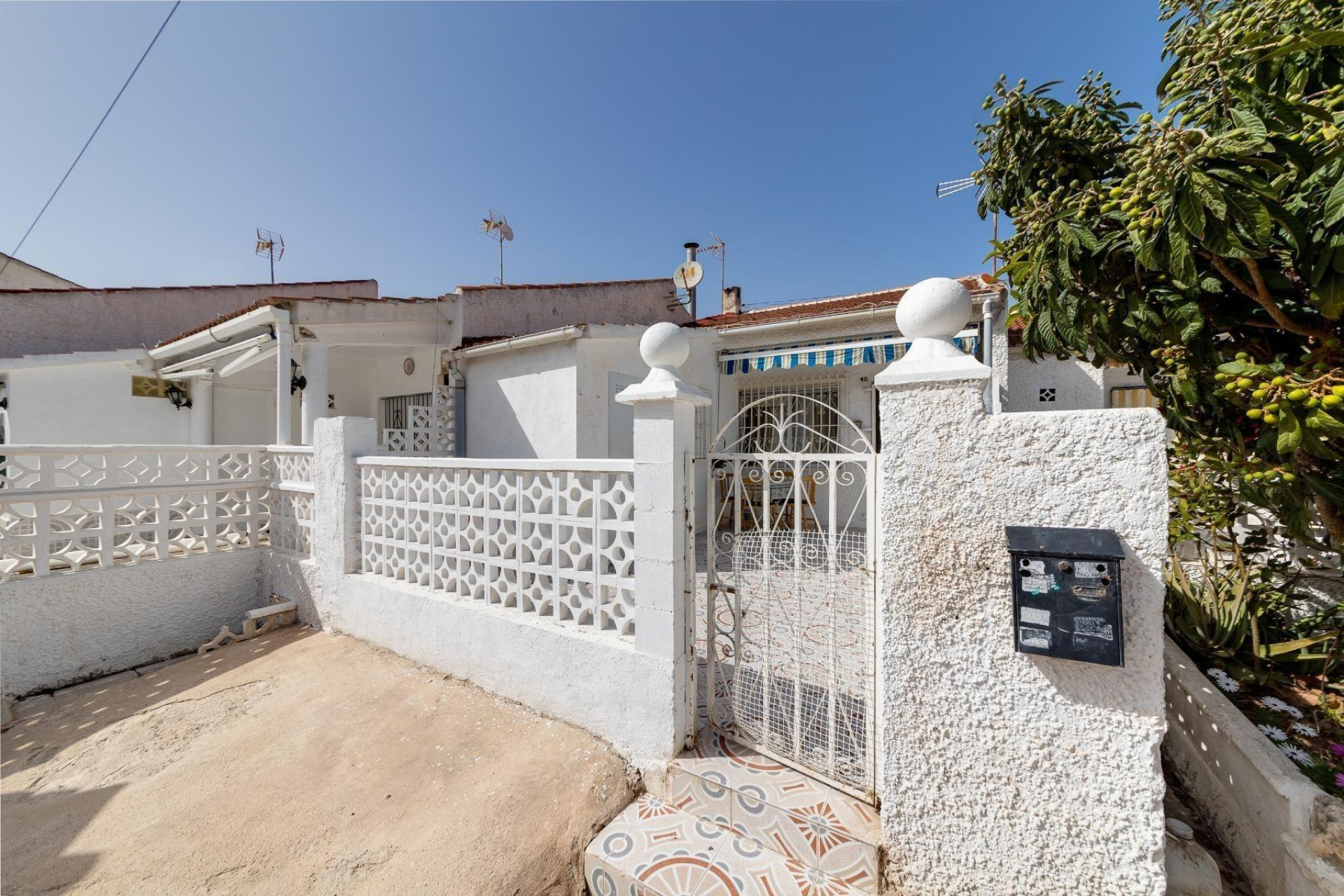 Resale - Bungalow - Groundfloor - Torrevieja - Torretas