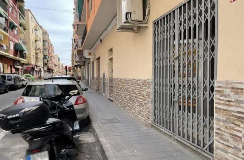 Resale - Commercial - Alicante - Altozano