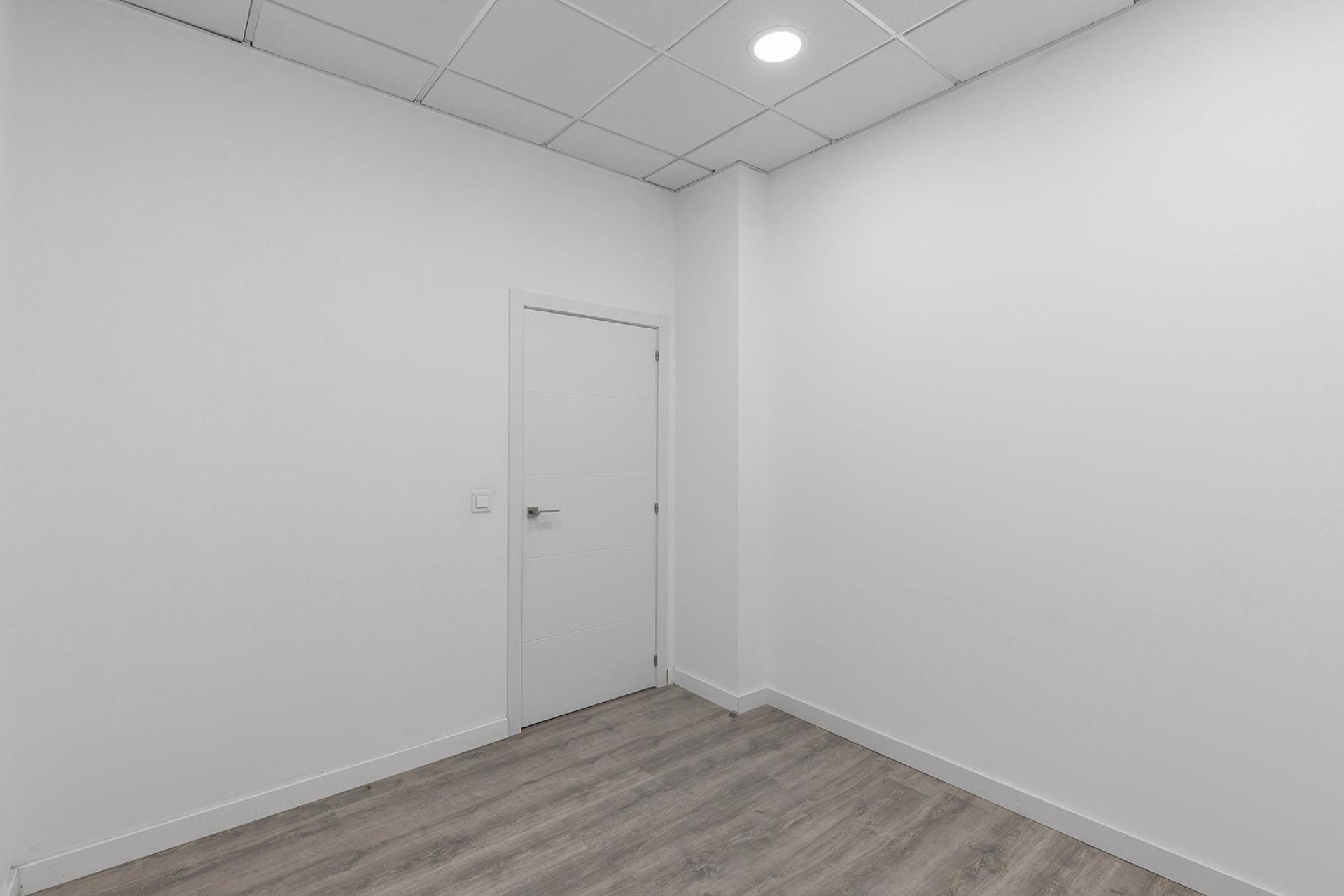 Resale - Commercial - Torrevieja - La Mata pueblo