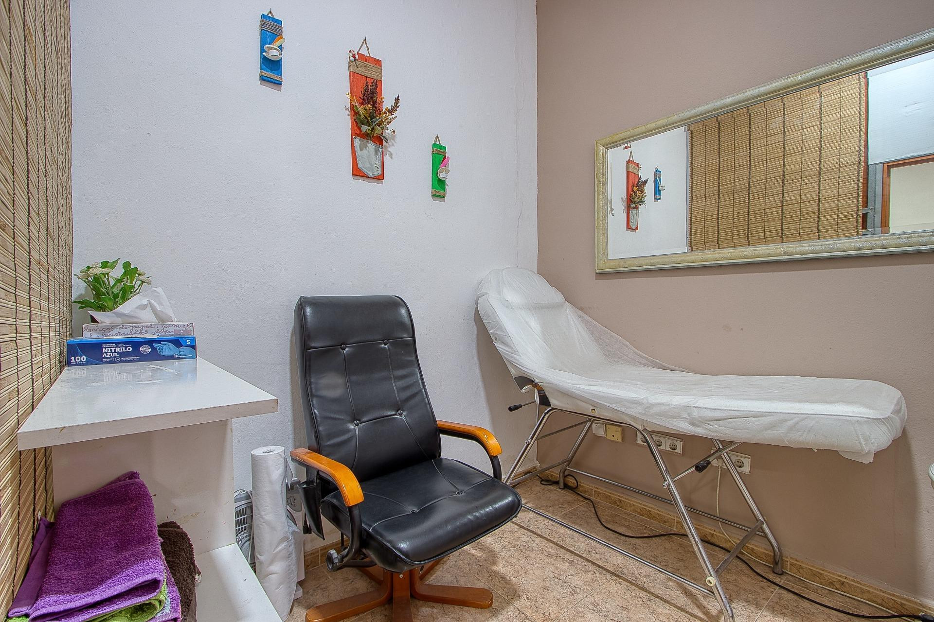 Resale - Commercial - Torrevieja - La Mata