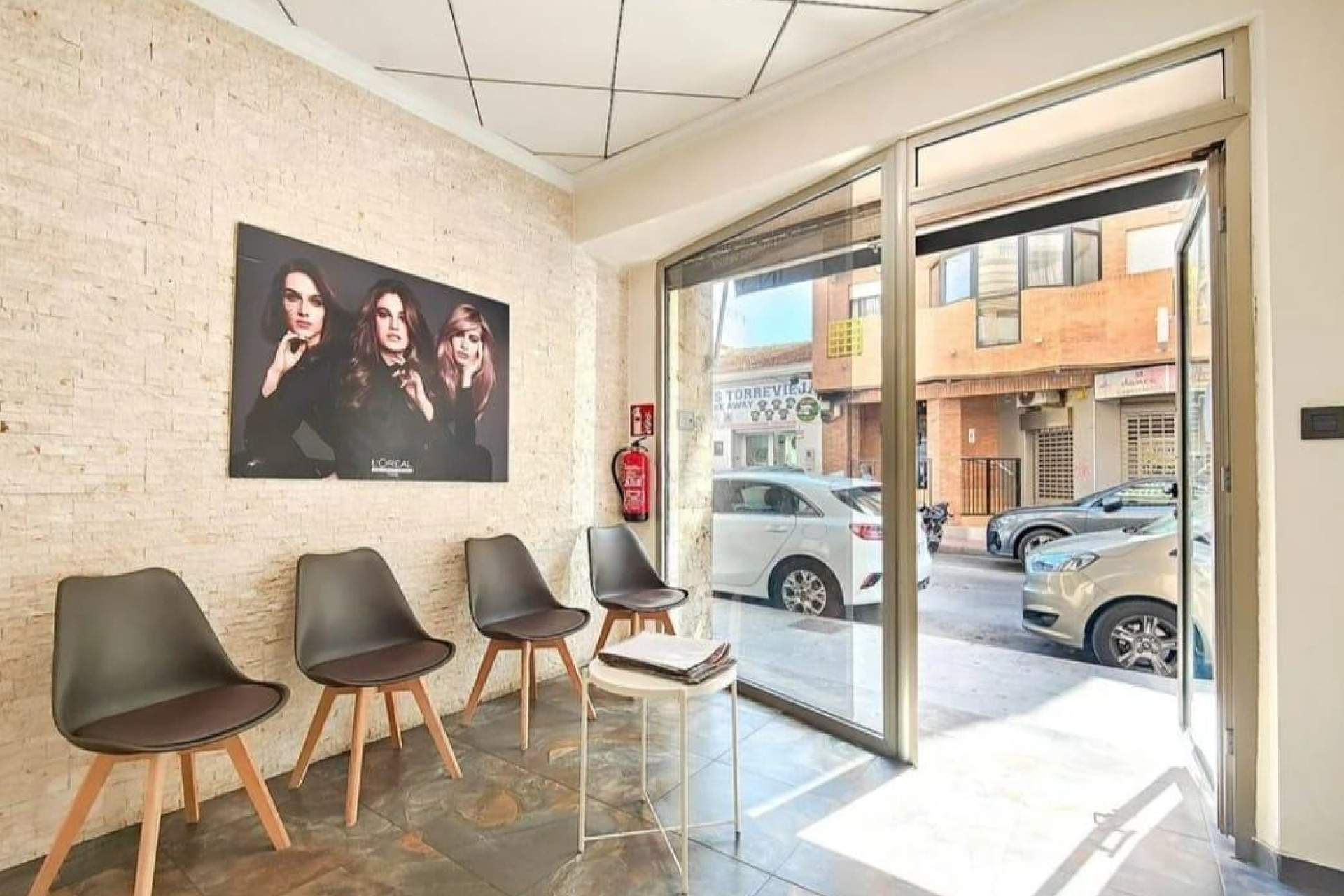 Resale - Commercial - Torrevieja - La siesta