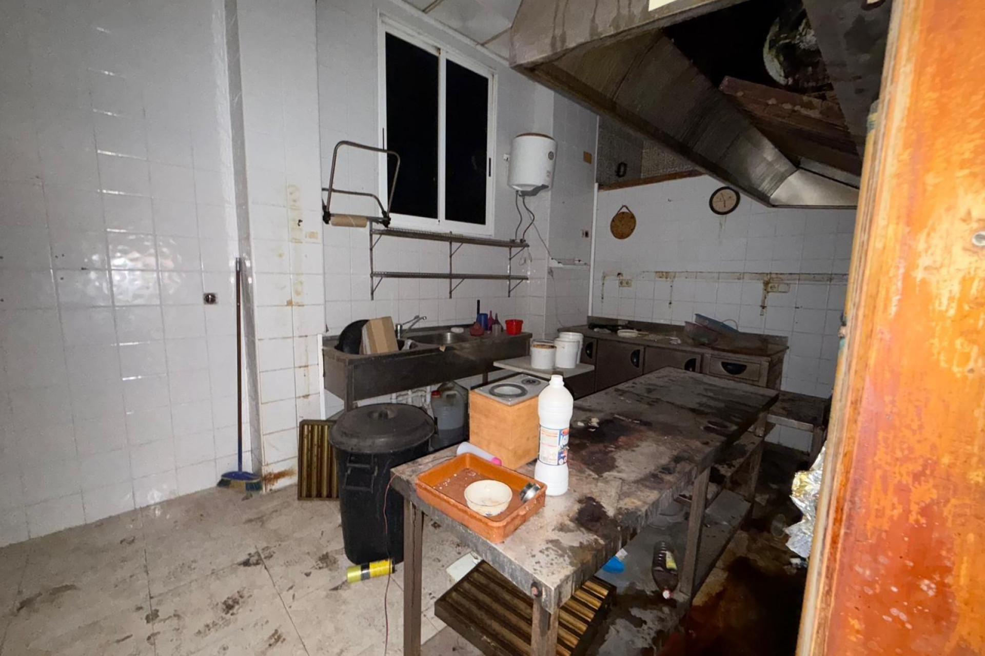 Resale - Commercial - Torrevieja - Playa del cura