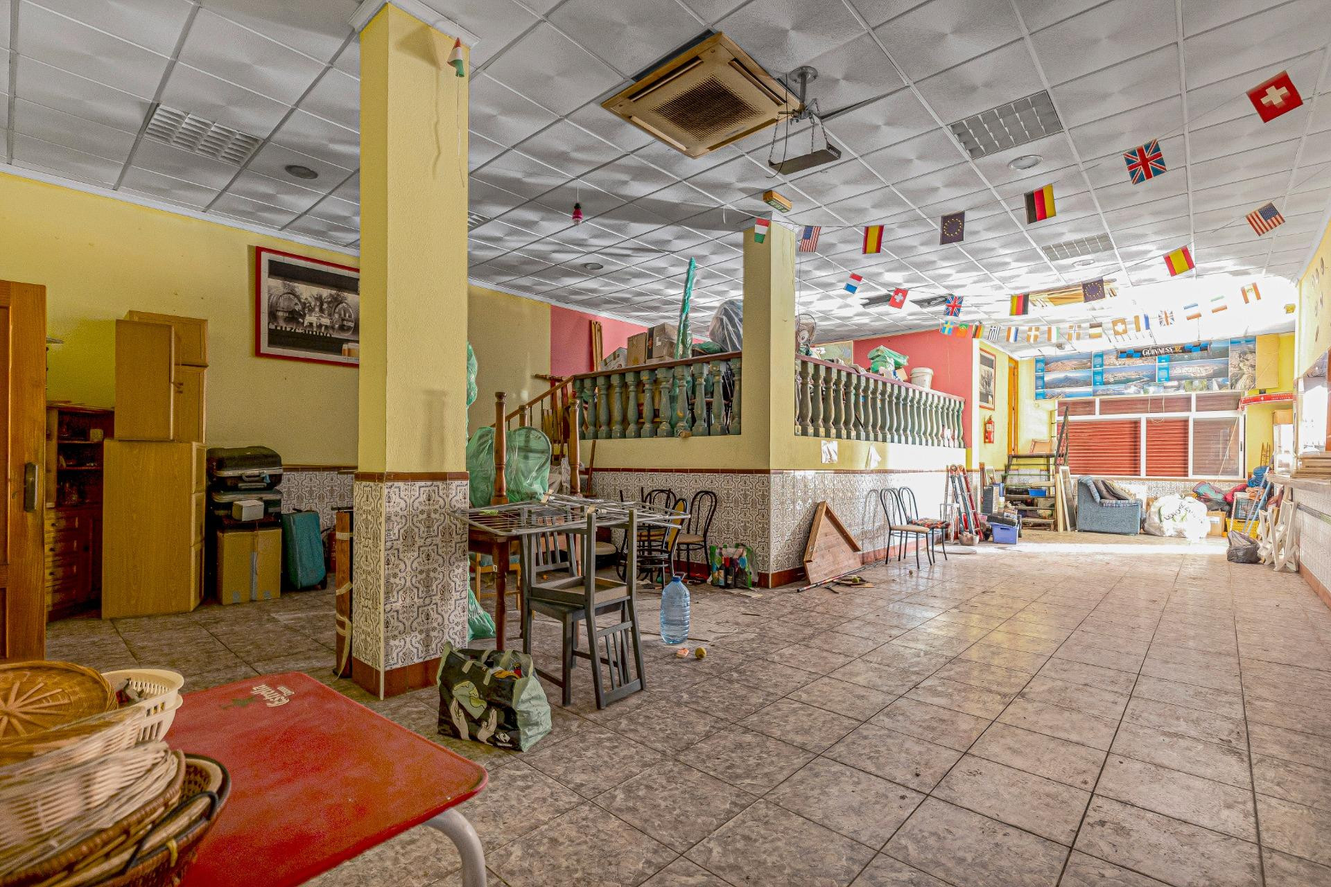 Resale - Commercial - Torrevieja - Playa del cura