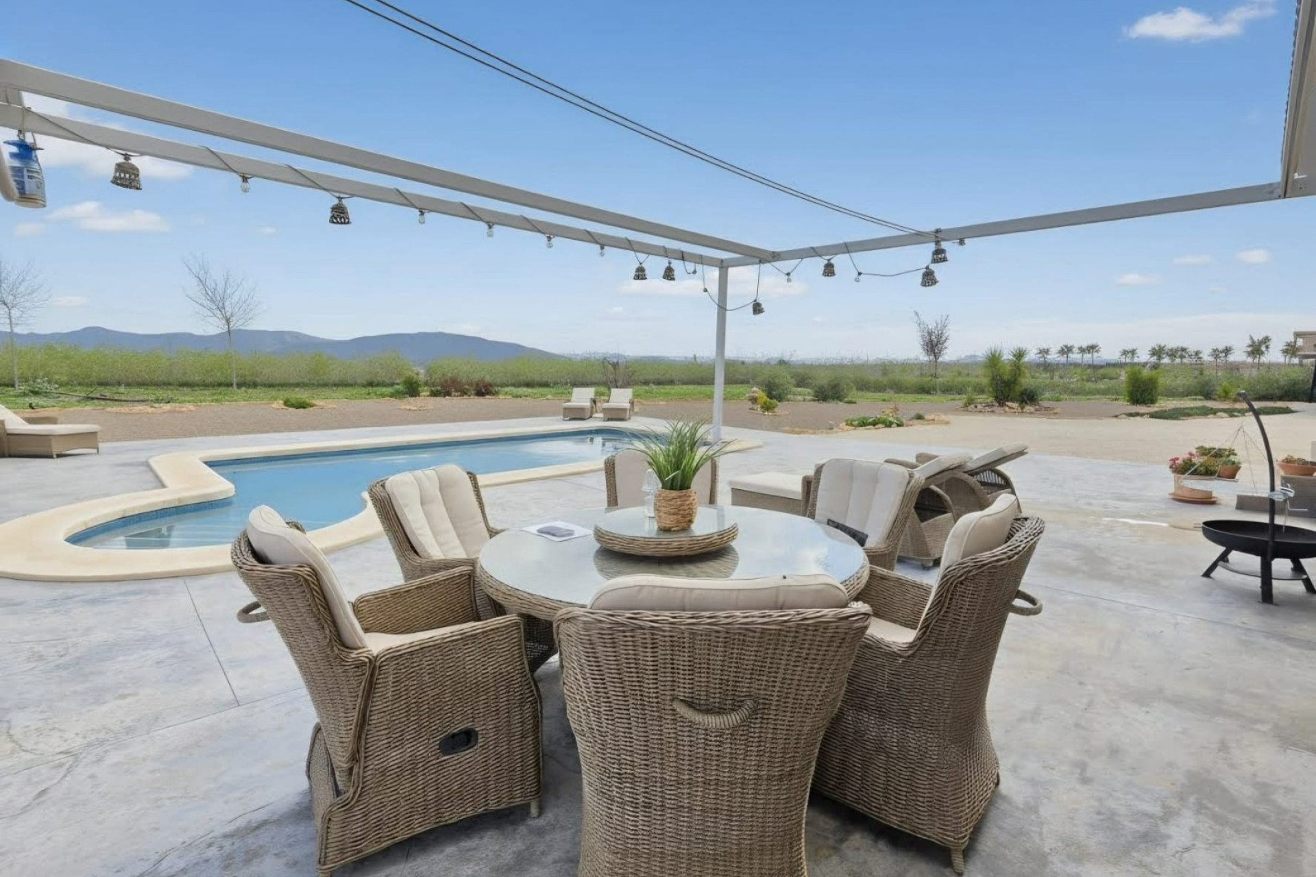 Resale - Country Property - Pinoso - Pinoso - Country