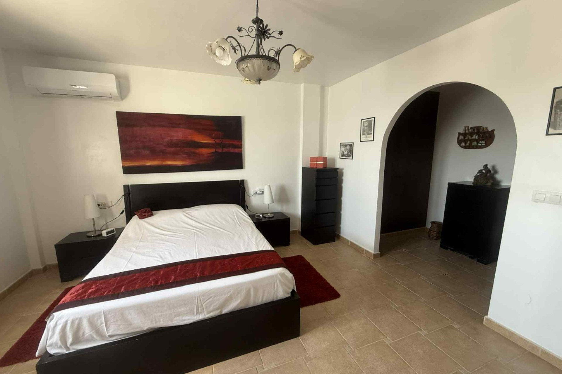 Resale - Detached House / Villa - Almoradí