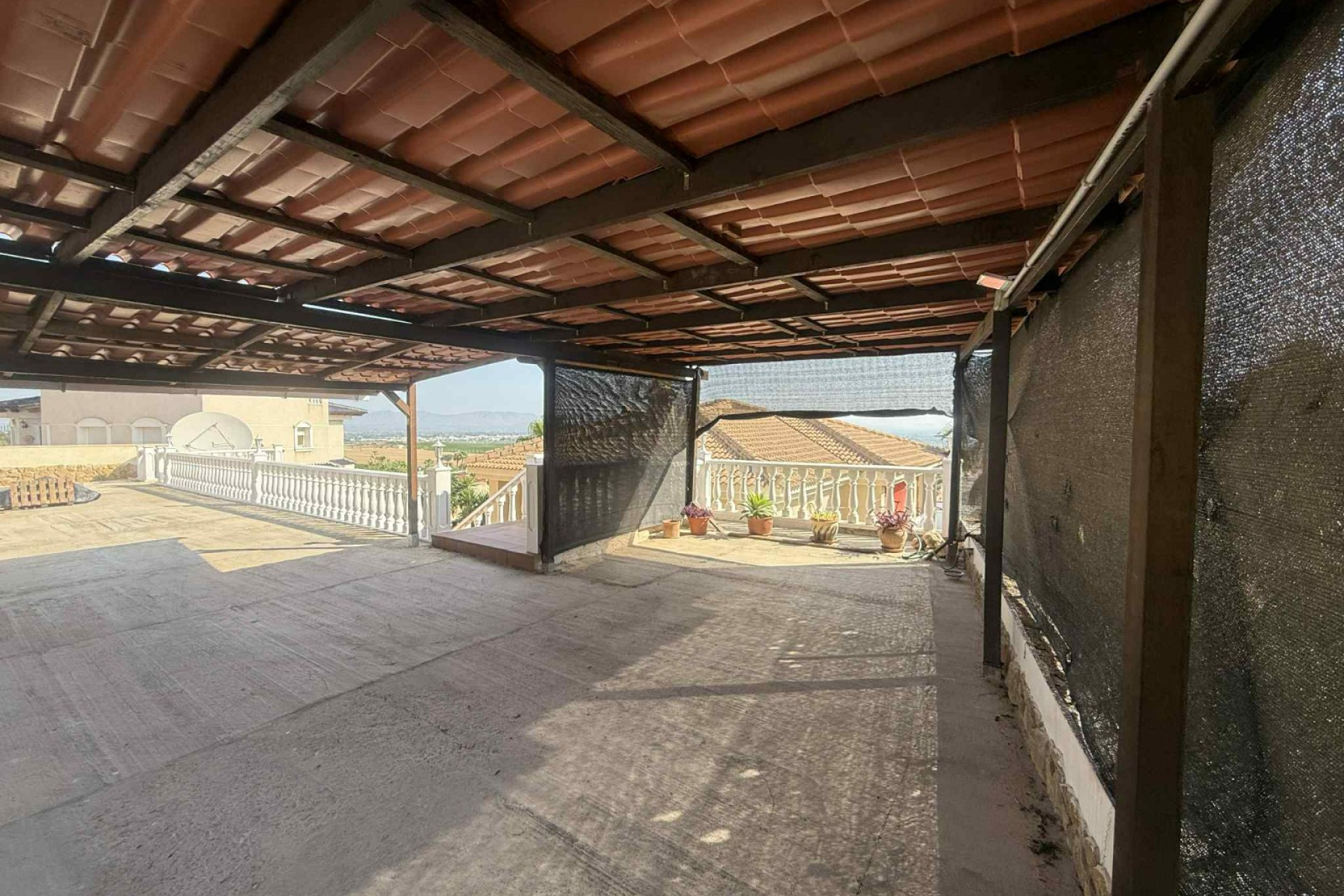 Resale - Detached House / Villa - Almoradí