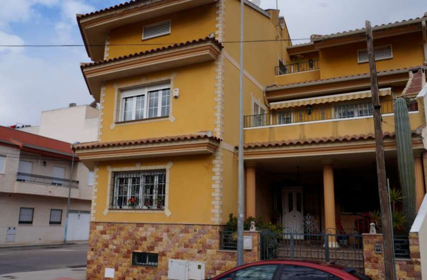 Resale - Detached House / Villa - Almoradí