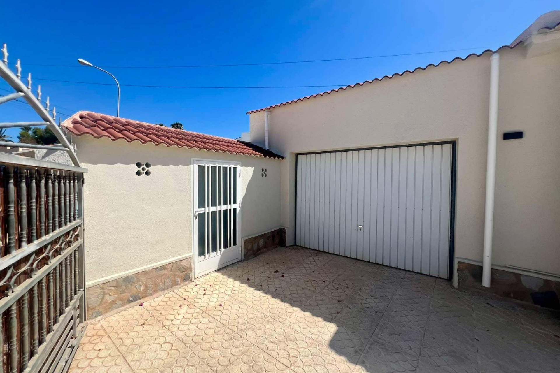 Resale - Detached House / Villa - Ciudad Quesada