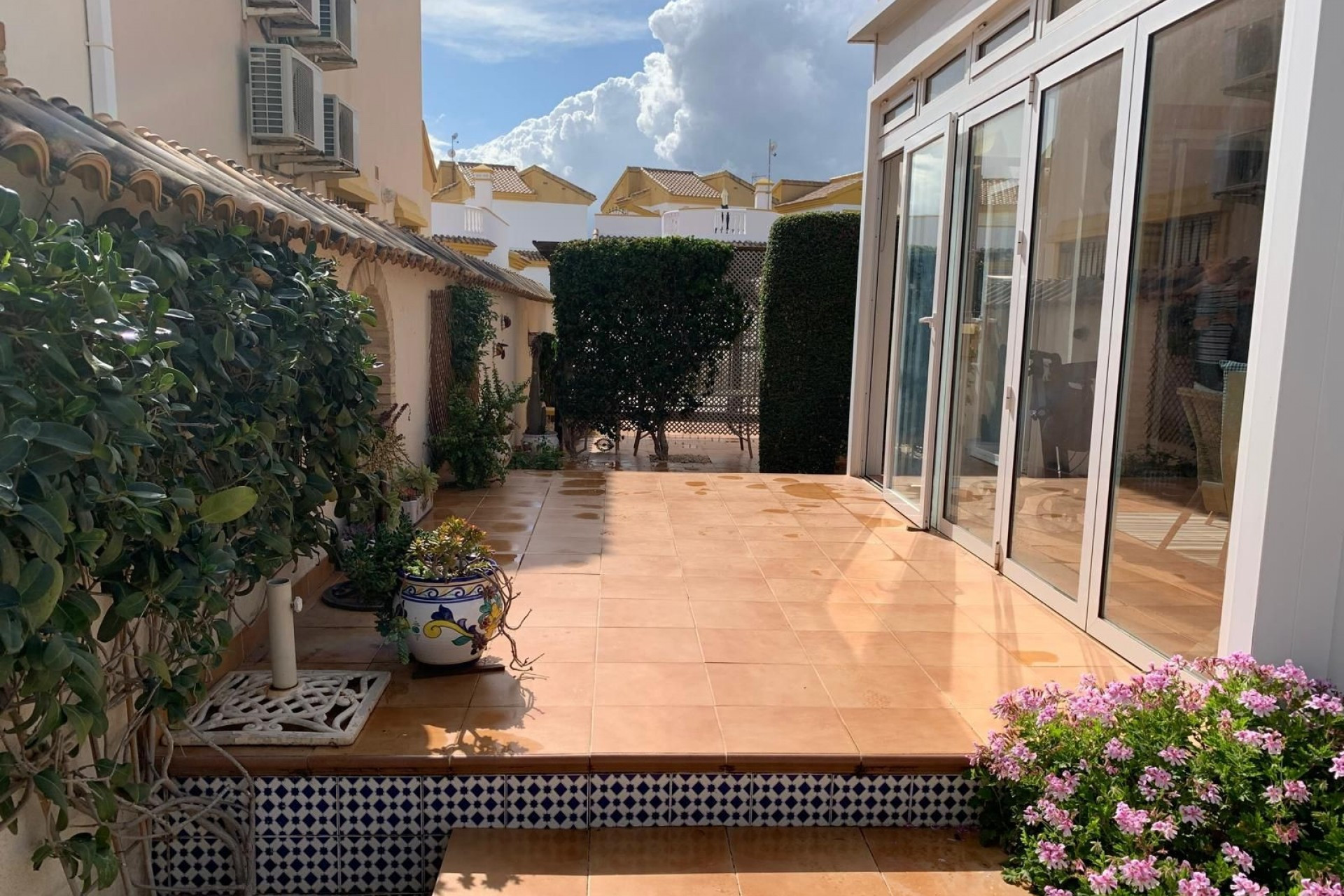 Resale - Detached House / Villa - Guardamar del Segura - EL RASO