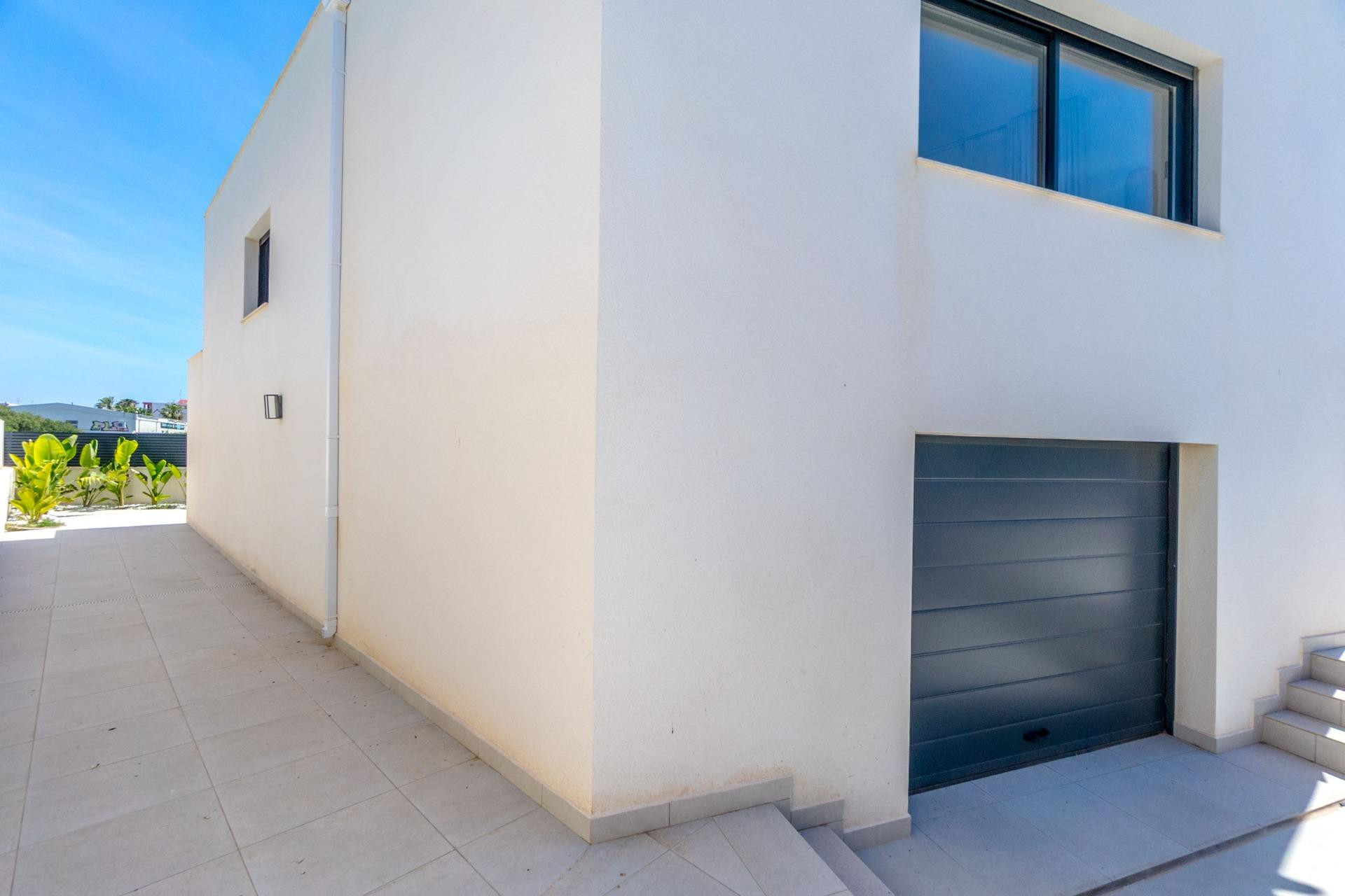 Resale - Detached - Torrevieja - La Veleta