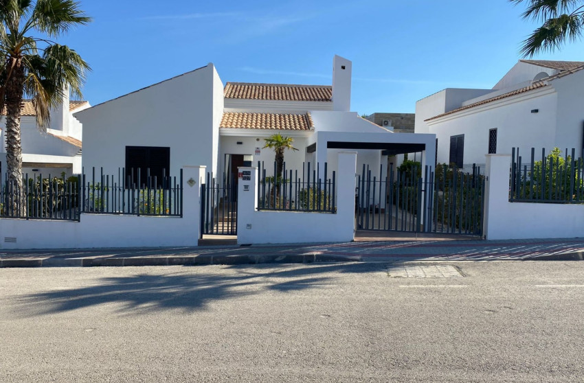 Resale - Detached Villa - Algorfa - La Finca Golf